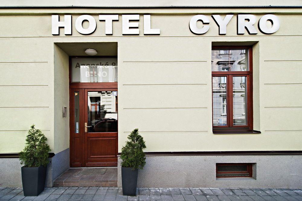 برنو Hotel Cyro المظهر الخارجي الصورة